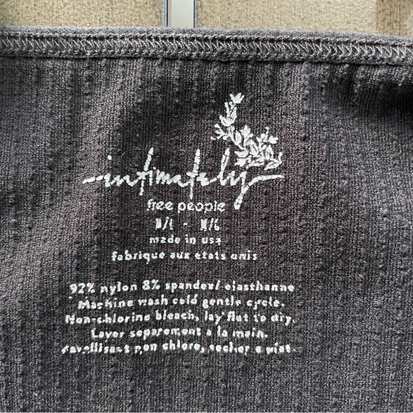 FREE PEOPLE INTIMATELY CROSSFIRE SEAMLESS CAMISOLE TANK TOP!! - Picture 12 of 12